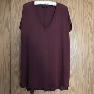 Brandy Melville V-neck oversized Tee